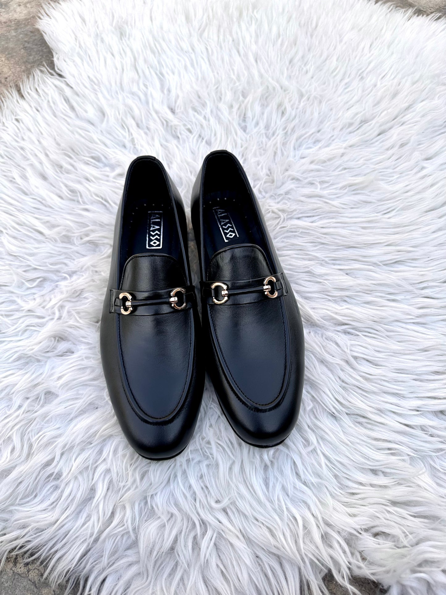 LAMA LOCO - BLK (Black handcrafted Loafers)